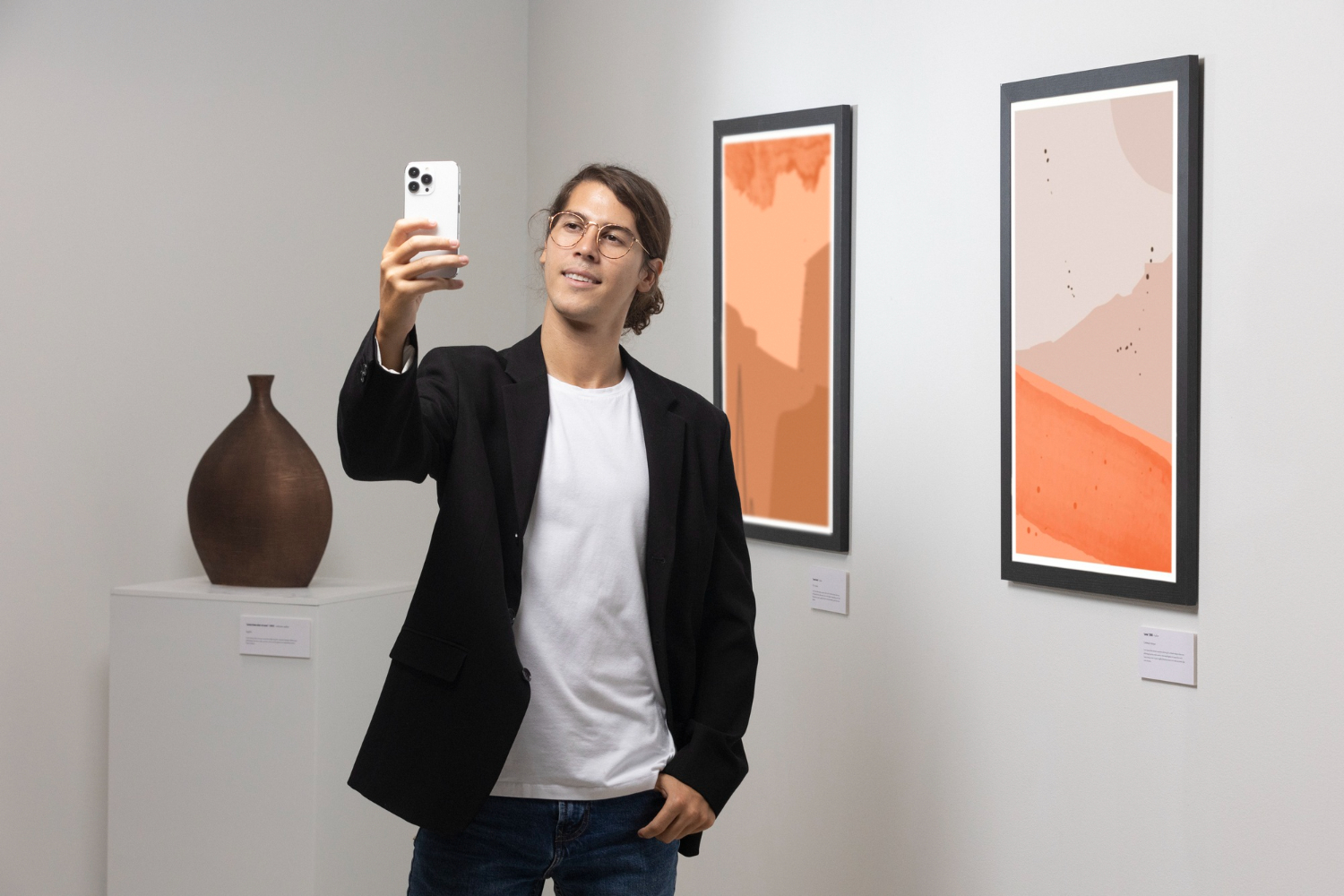 การชม gallery